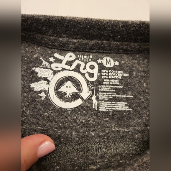 Hello Kitty Graphic T-shirt Women's Size Medium New without tags - Picture 5 of 8